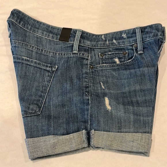 Vince. Dylan Skinny Rolled Short Size 26 - Picture 6 of 16